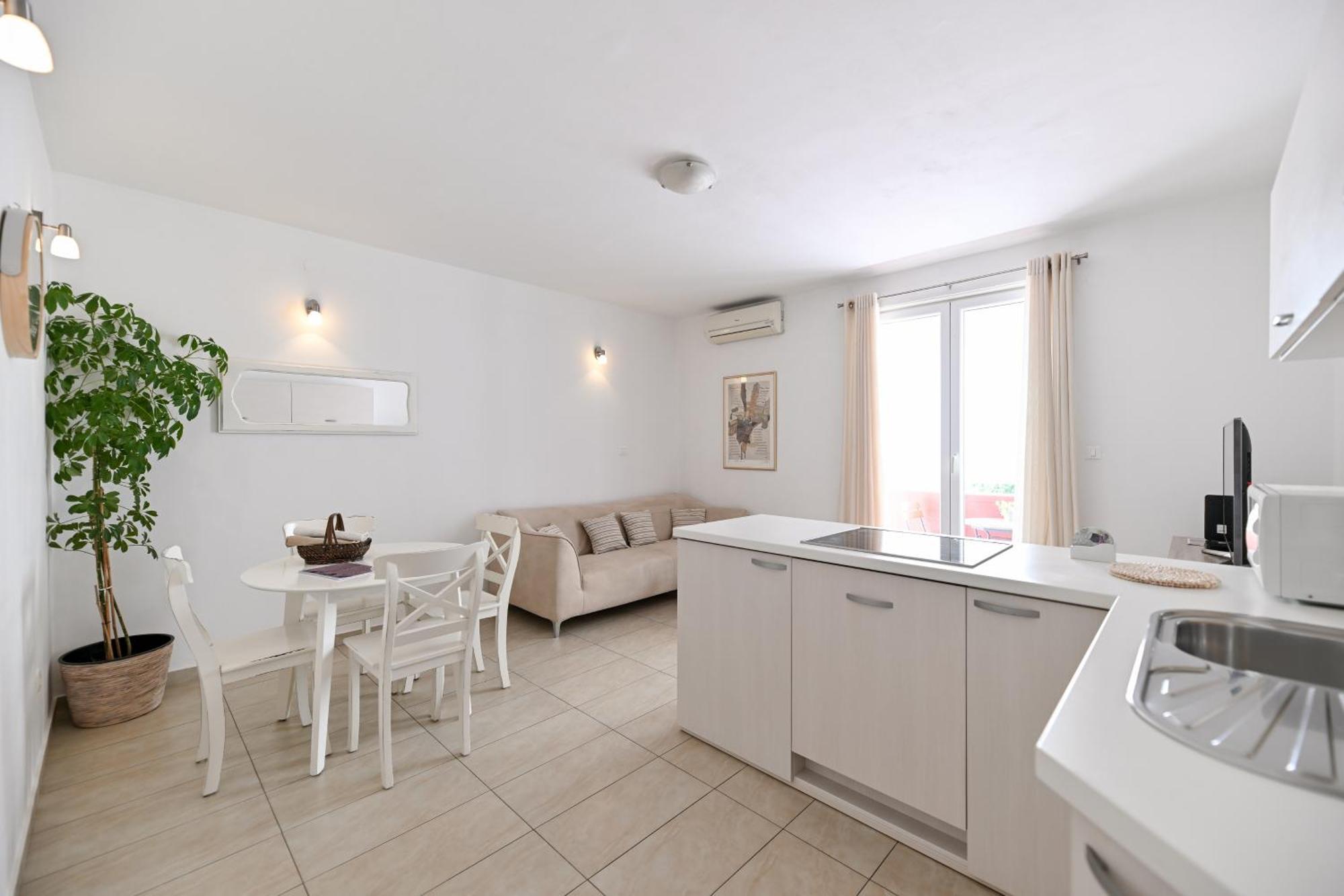Near Center With Free Parking And Air Condition In Each * Zadar